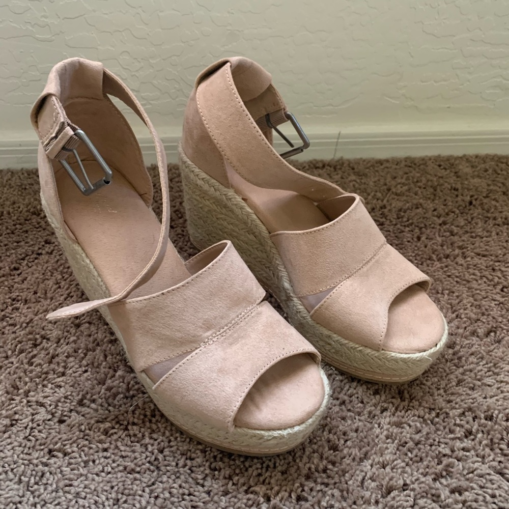 A new day wedge